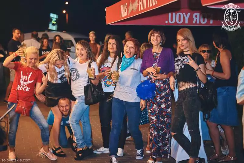 Френдлі сервіс