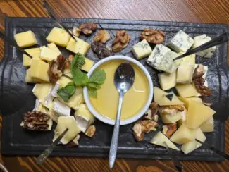 Сирне асорті - 200/50 гр