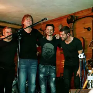 Tarshis, Docker Pub Tarshis